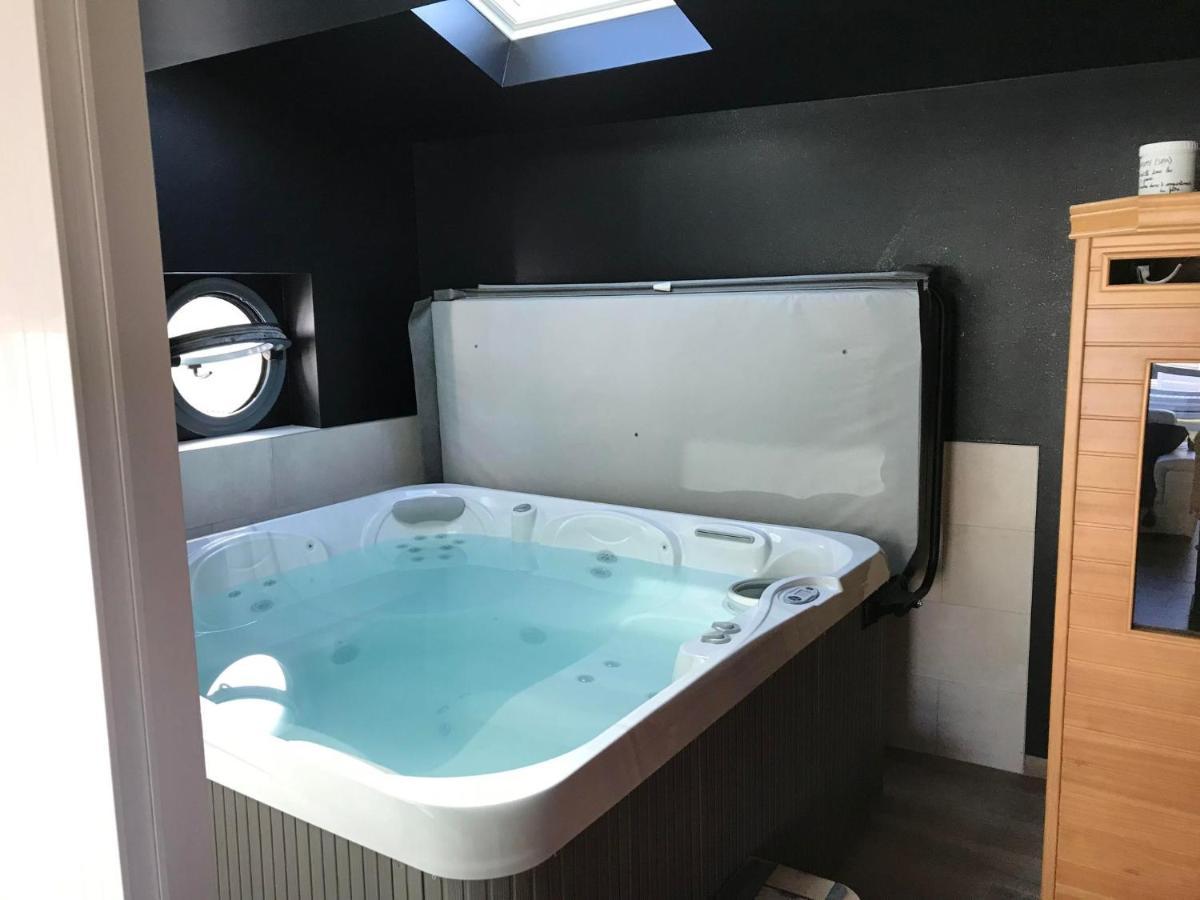 Gite Spa Sauna Piscine Aubin-Saint-Vaast المظهر الخارجي الصورة